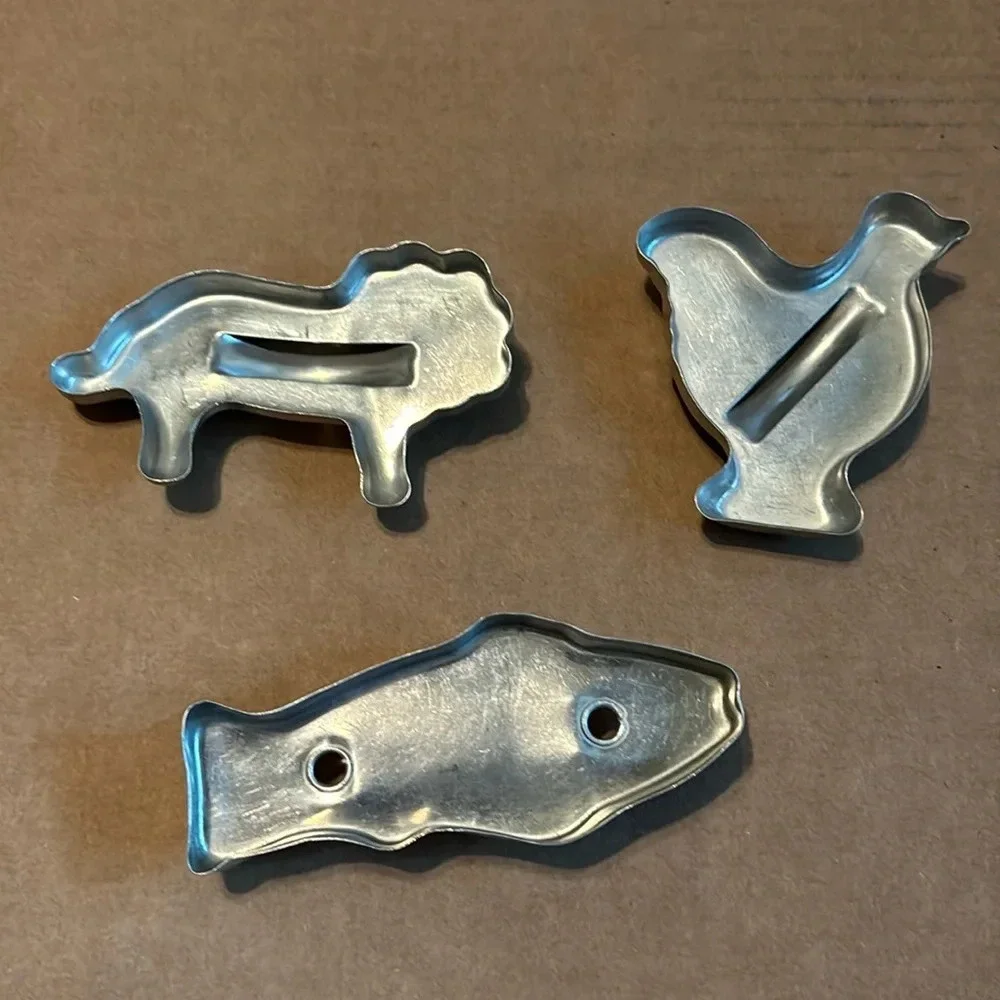 Vintage Animal Cookie Cutters, Lion, Hen, Fish
